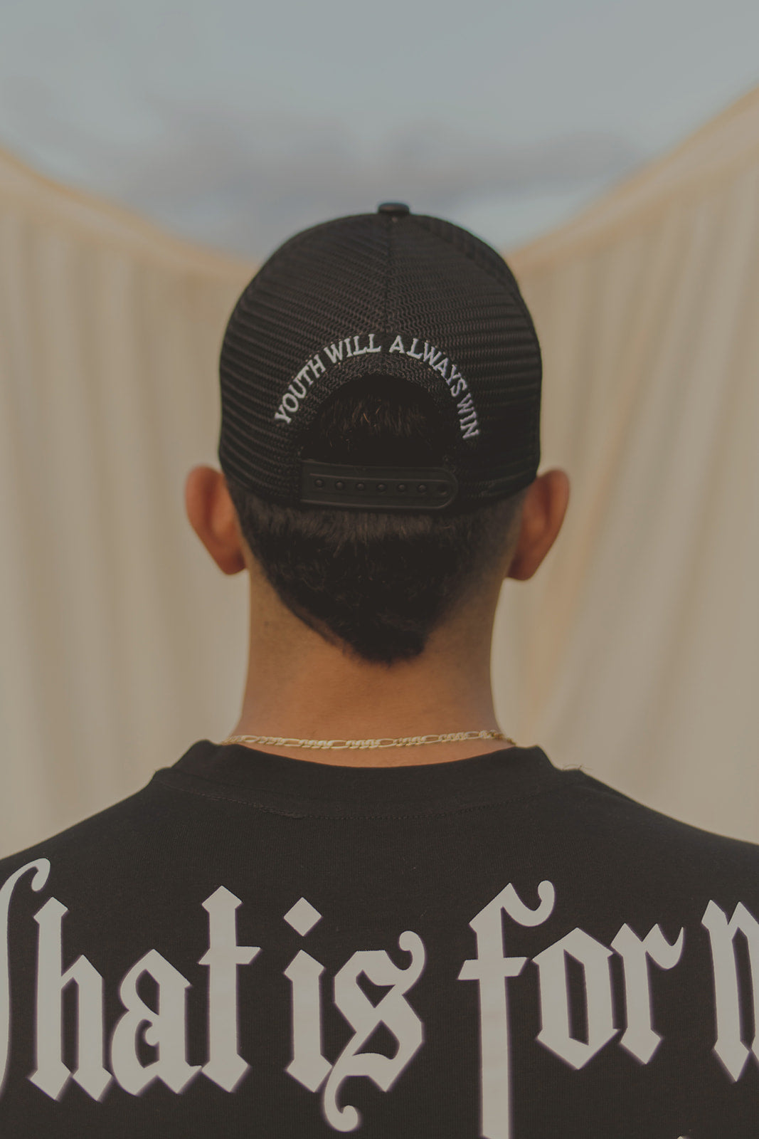 YUNGG WORLD LEATHER TRUCKER CAP