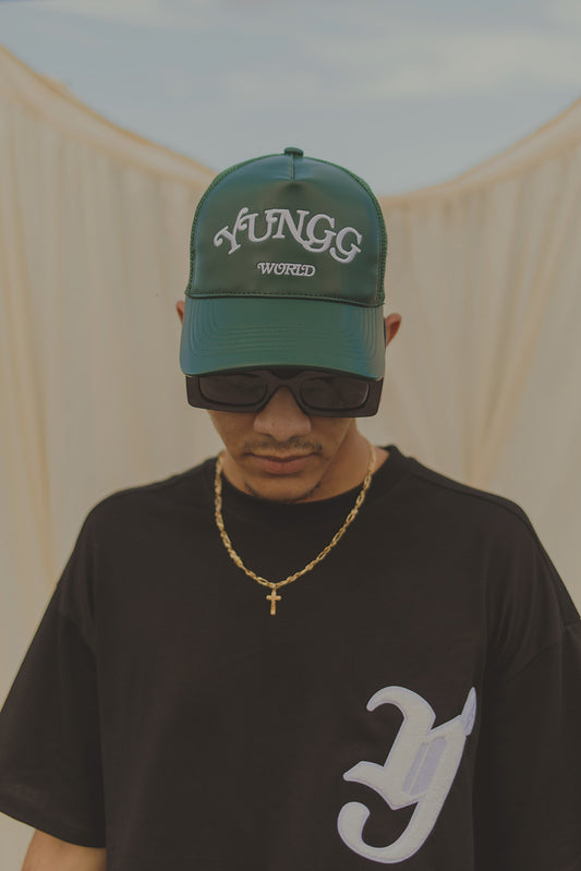 YUNGG WORLD LEATHER TRUCKER CAP